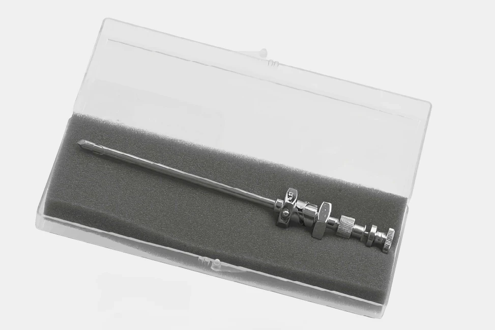 [APL-12157-00-ss] Aguja de biopsia de pleura ABRAMS LL