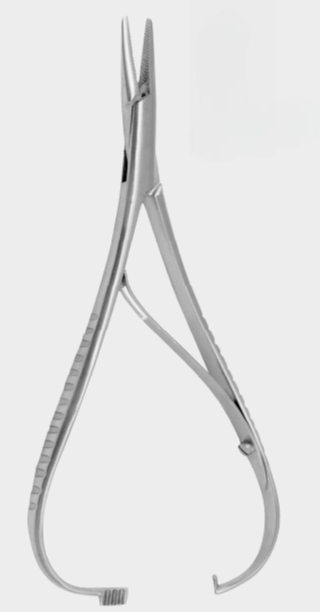 [MNI-12324-14-tc] Aguja MATHIEU. delicada 14 cm TC