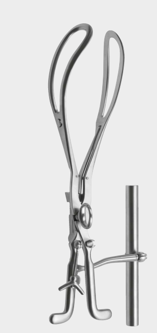 [TFJ-19432-40-ss] Pinza TARNIER 40 cm con tracto.